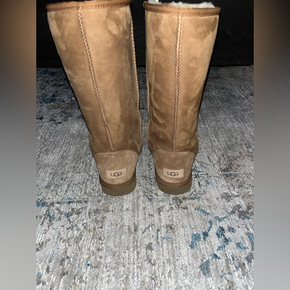 UGG Tall classic boots (chestnut)